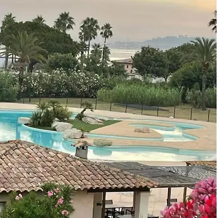 La Siesta 6 Personnes Bord De Et Piscine, Terrasse De 30m2 *