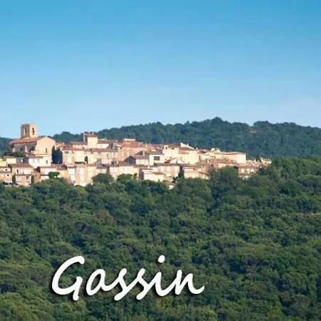 Apartment La Siesta 6 Personnes Bord De Et Piscine, Terrasse De 30m2 Gassin