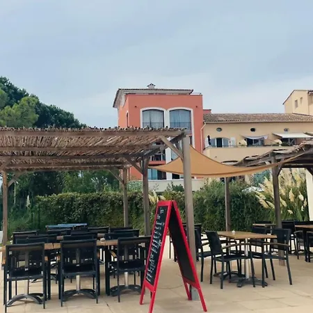 La Siesta 6 Personnes Bord De Et Piscine, Terrasse De 30m2 Appartement