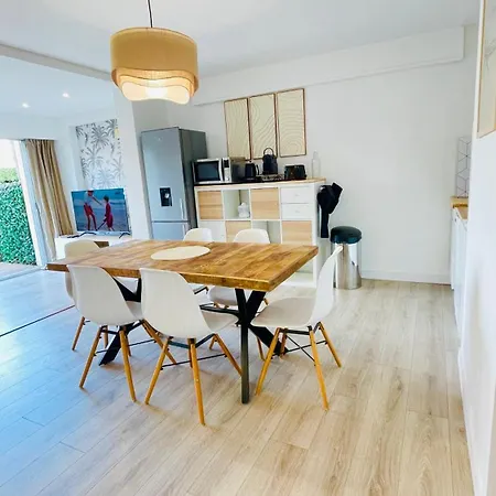 La Siesta 6 Personnes Bord De Et Piscine, Terrasse De 30m2 Appartement