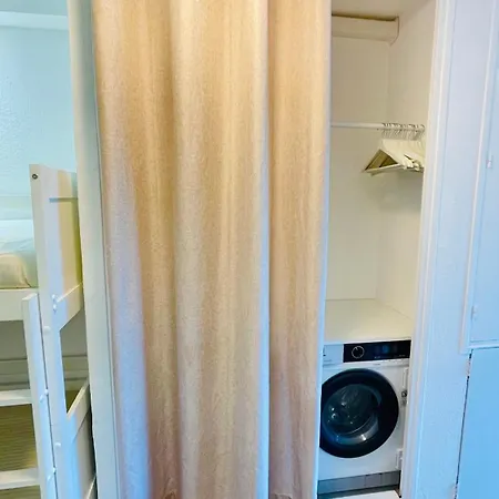 Apartment La Siesta 6 Personnes Bord De Et Piscine, Terrasse De 30m2 Gassin