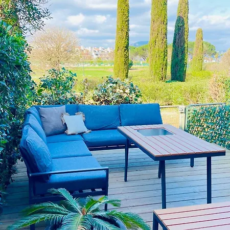 Appartement La Siesta 6 Personnes Bord De Et Piscine, Terrasse De 30m2