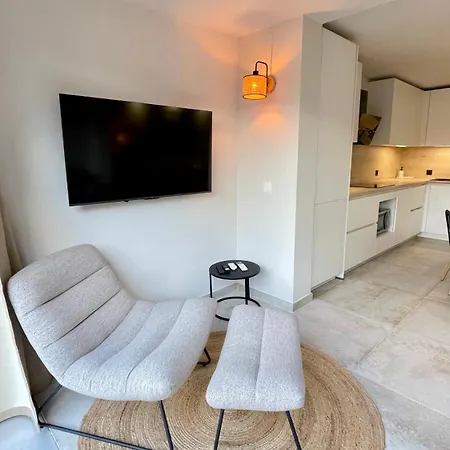 La Siesta 6 Personnes Bord De Et Piscine, Terrasse De 30m2 Гассен