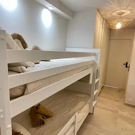 La Siesta 6 Personnes Bord De Et Piscine, Terrasse De 30m2 *