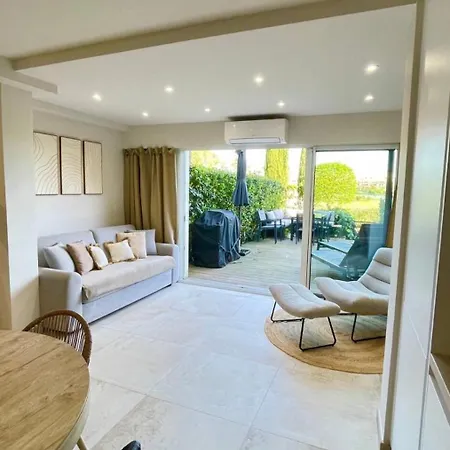 La Siesta 6 Personnes Bord De Et Piscine, Terrasse De 30m2